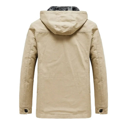 Elegant jacket with multiple pockets